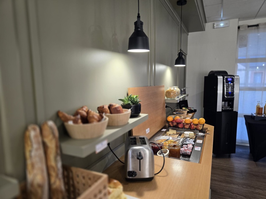 Visuel non libre de droit - Hôtel-Restaurant Les Fontaines