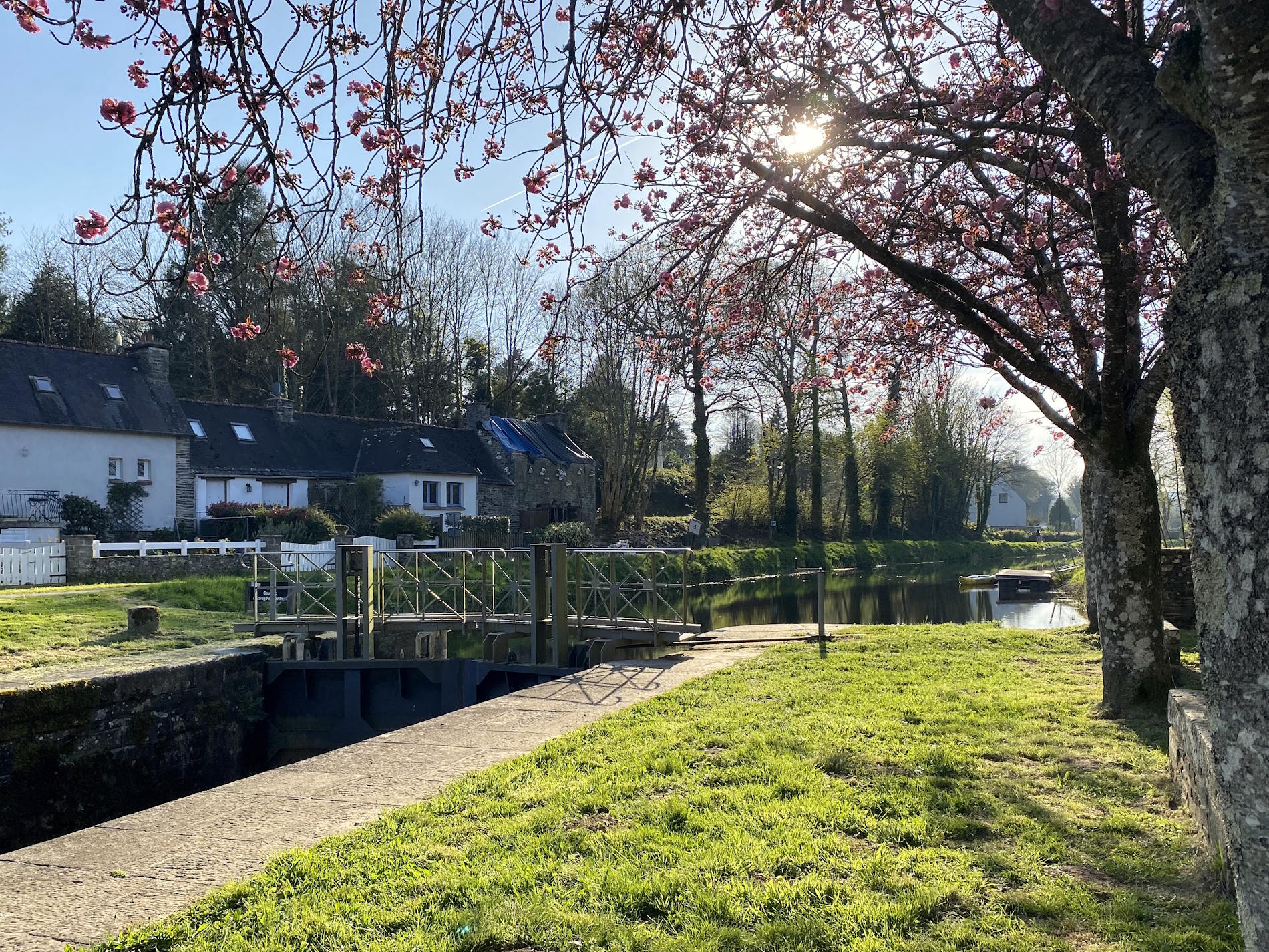 Ouvrir la diaporama Gouarec, le canal de Nantes à Brest