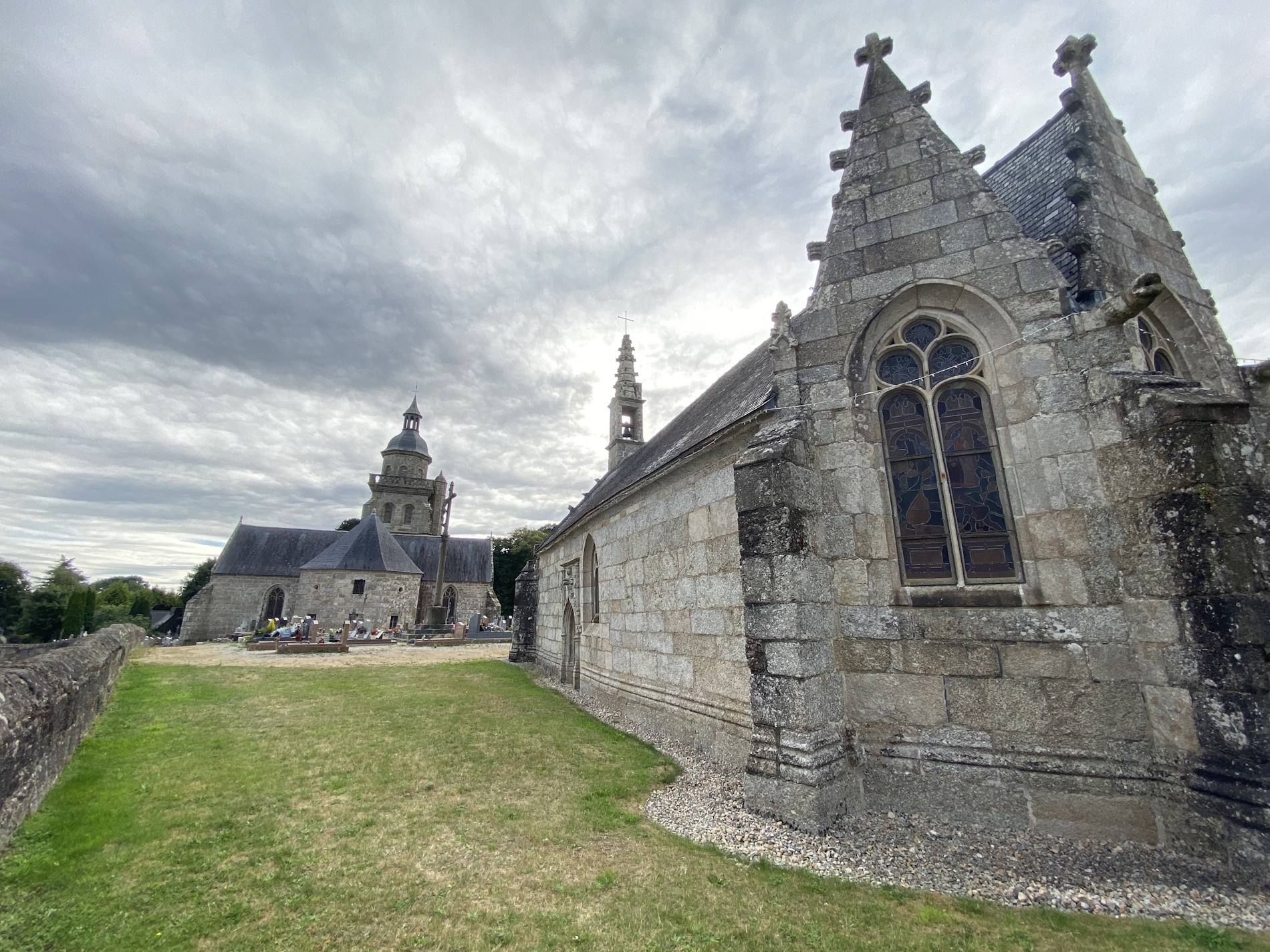 Ouvrir la diaporama Eglise et enclos paroissial de Saint-Gilles-Pligeaux